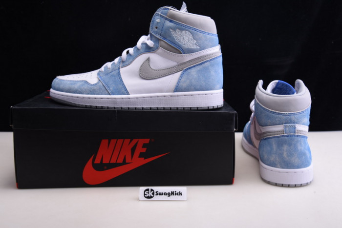 air jordan 1 retro high og hyper royal  555088-402
