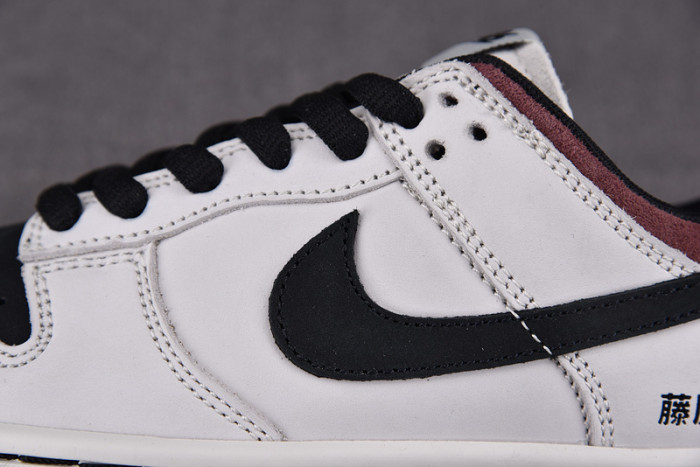nike sb dunk low“initial d/toyota ae86” ae1391-086