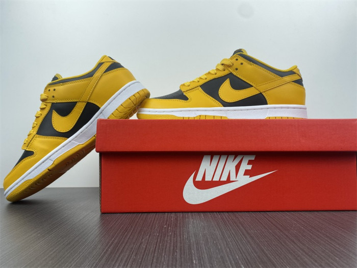 dunk low 