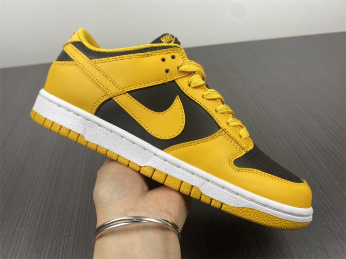 dunk low 