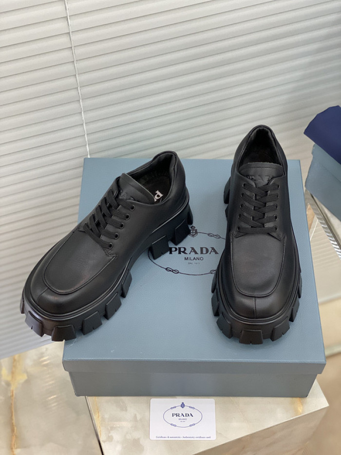 pra_da boots