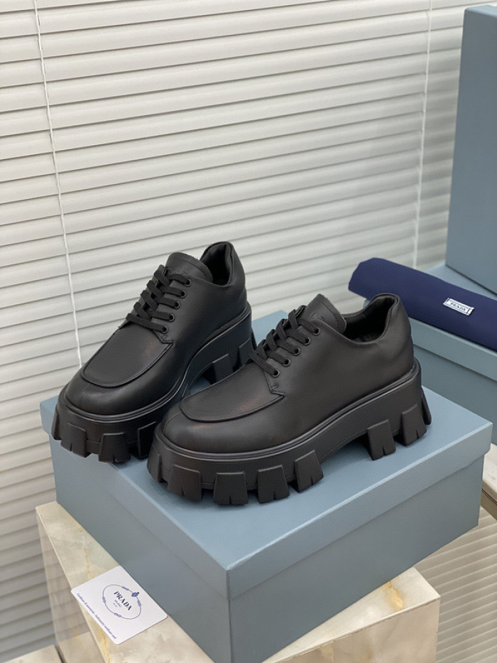 pra_da boots