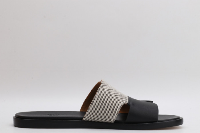 herm*s slippers