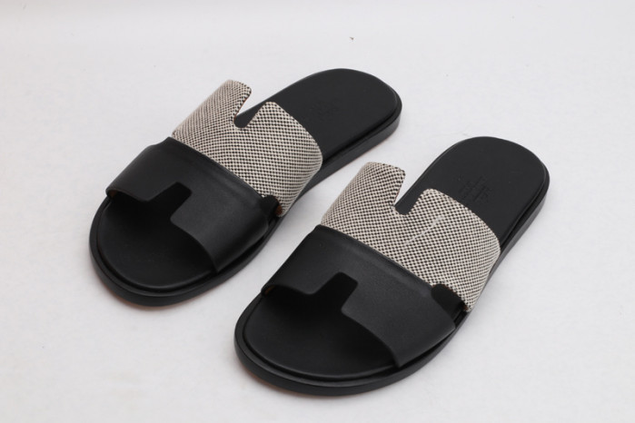 herm*s slippers