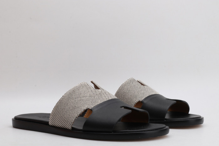 herm*s slippers