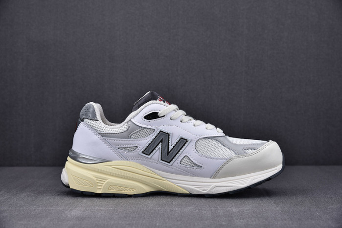 new balance 990 v3“teddy made” m990al3