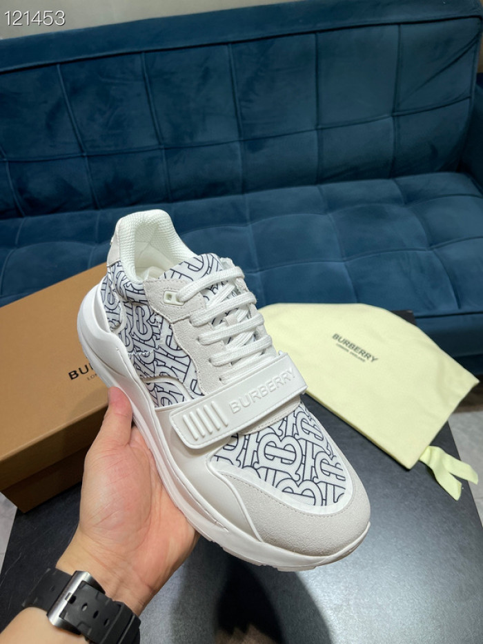 bur sneaker