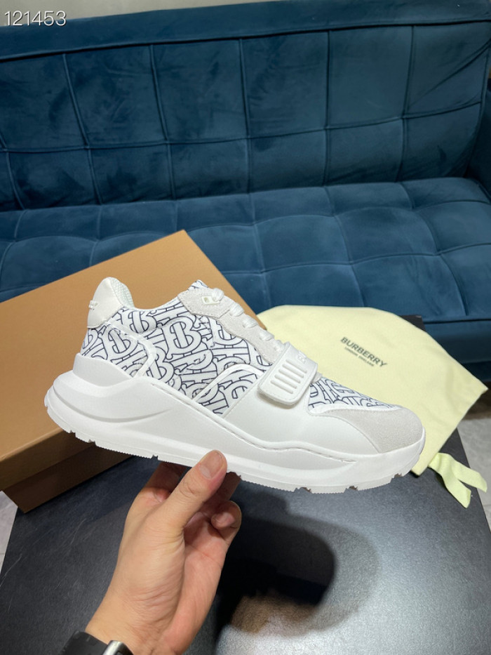 bur sneaker