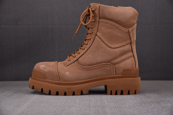 Ba*len*cia*ga boots