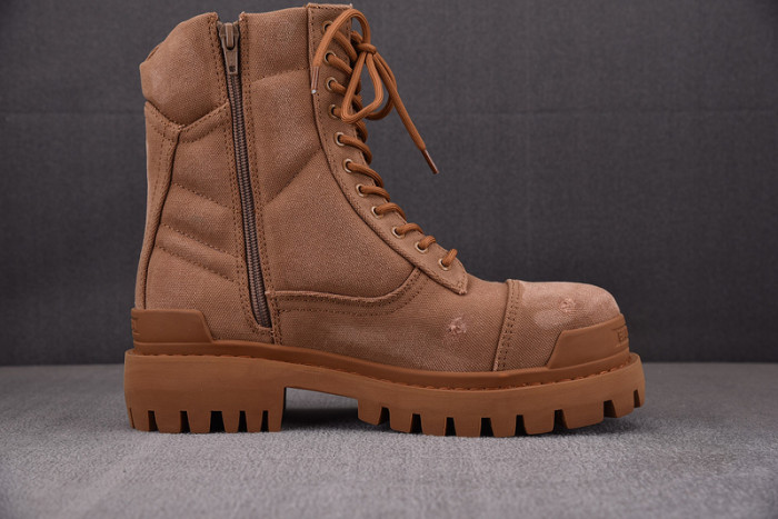 Ba*len*cia*ga boots