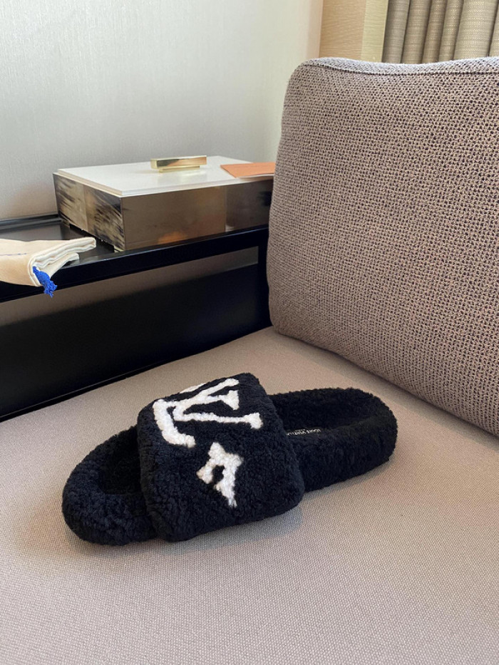 loui vuitto slippers