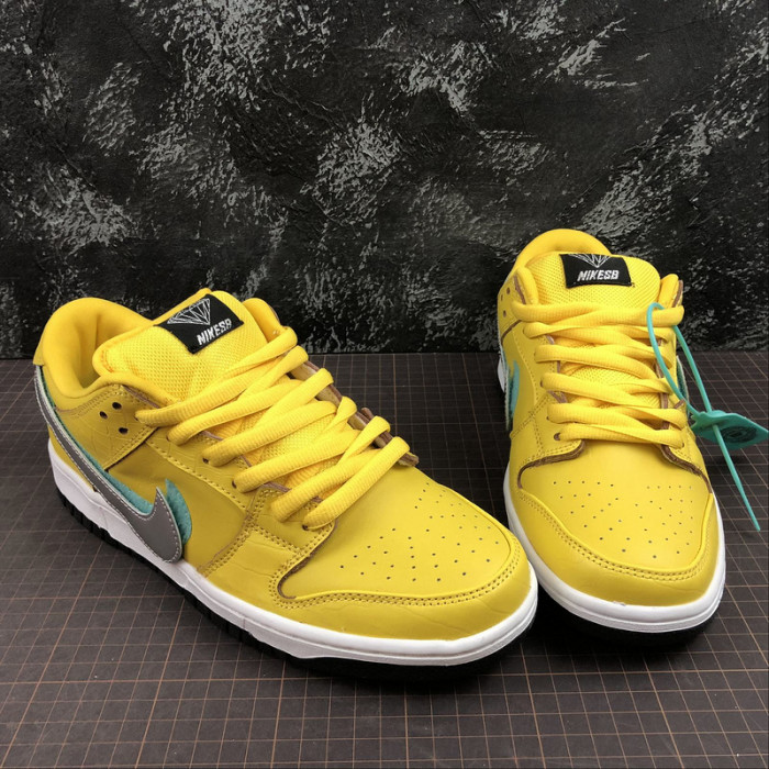 nike sb dunk low diamond S*pply co canary diamond (friends and family)  bv1310-700