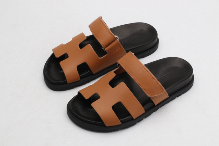 herm*s slippers