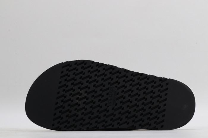 herm*s slippers