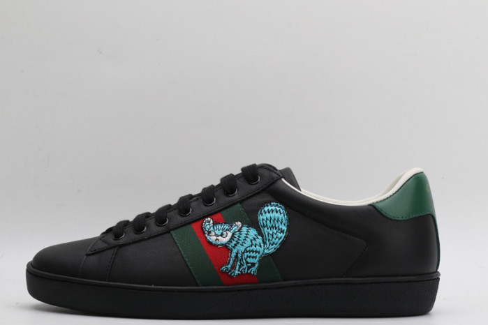 gucc ace embroidered low-top sneaker