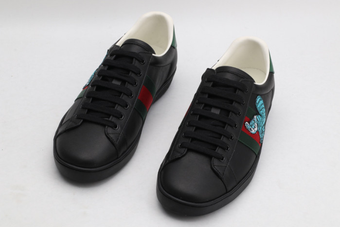 gucc ace embroidered low-top sneaker