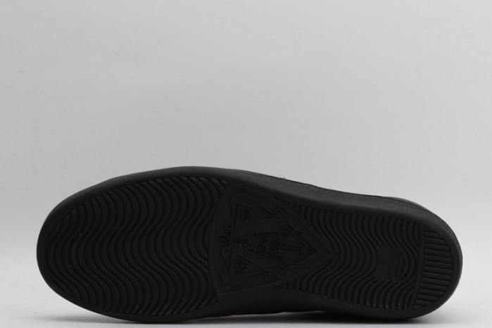 gucc ace embroidered low-top sneaker