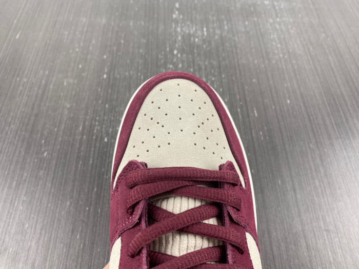 nike sb dunk low skate like a girl dx4589-600