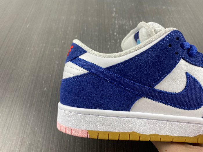 nike sb dunk low la dodgers do9395-400