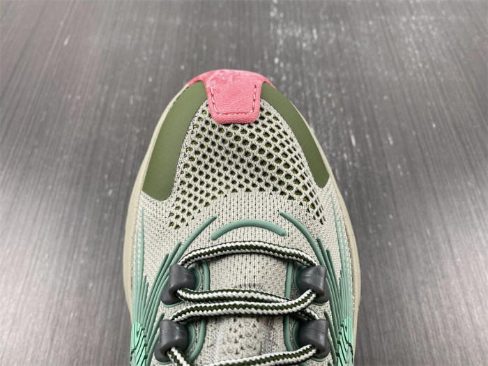 G*u*i sneakers
