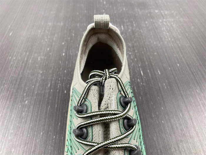G*u*i sneakers