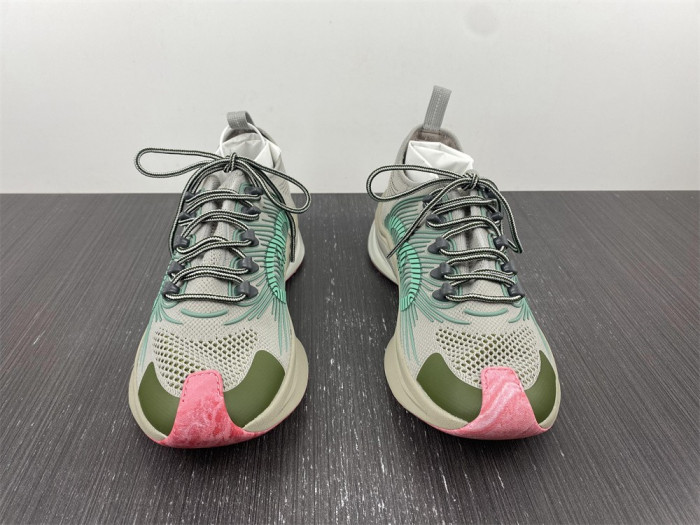 G*u*i sneakers