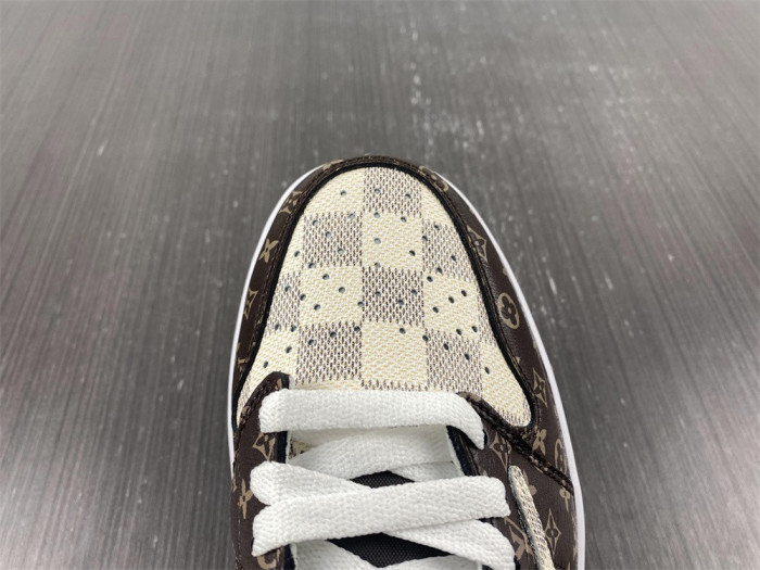 travis scott x nike air jordan 1 low og l0vt monogram brown damier azur dm7866-216