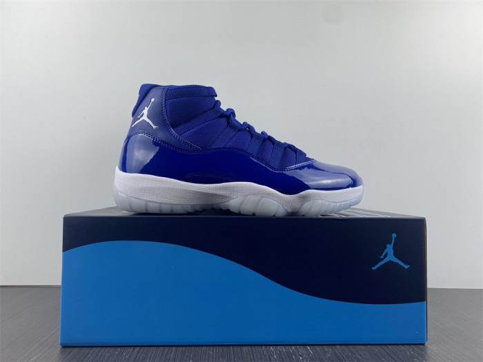 air jordan 11 high bright royal blue  at7802-115