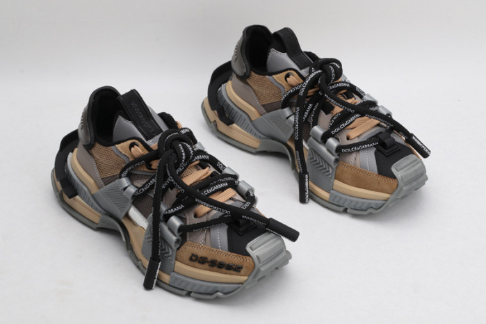 d&g sneakers