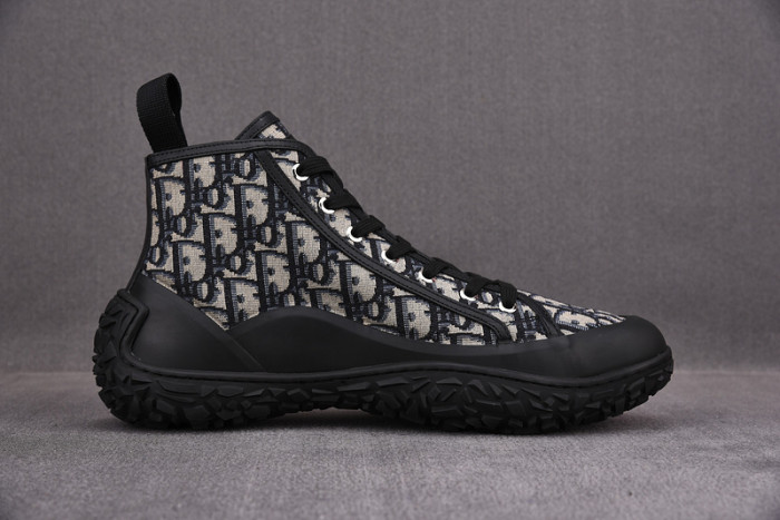 d10r b28 oblique high top sneaker
