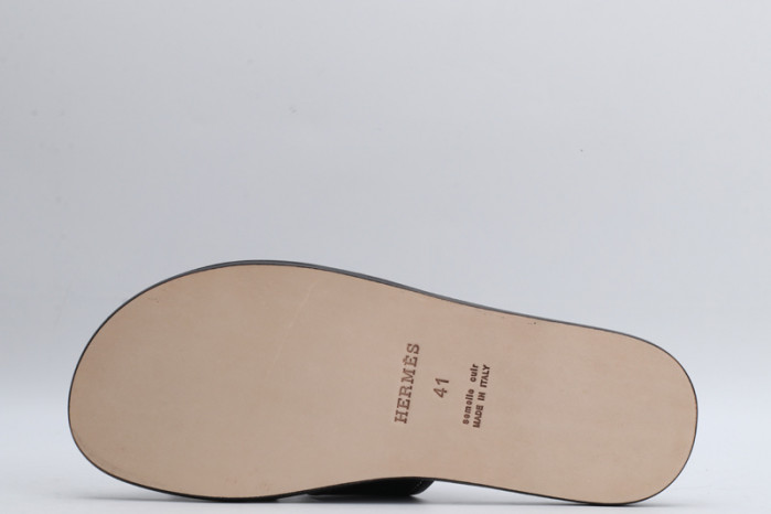 herm*s slippers