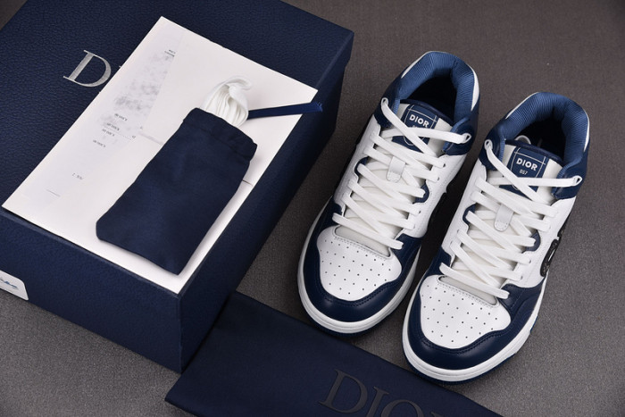 d10r b57 sneaker