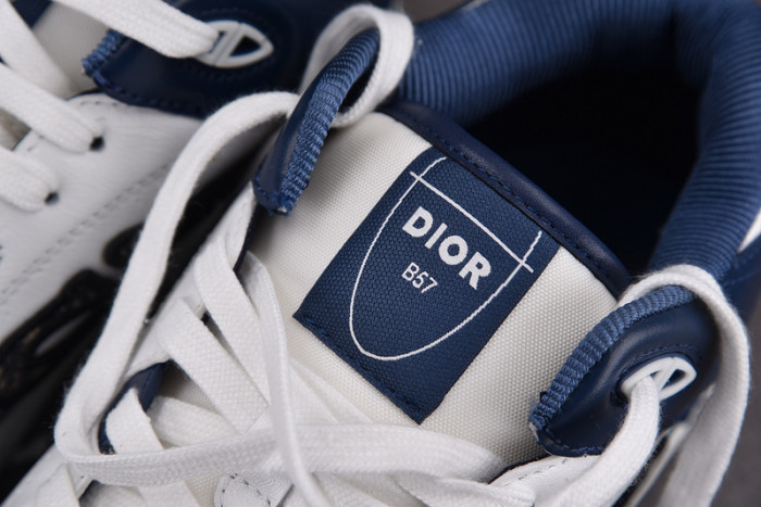 d10r b57 sneaker