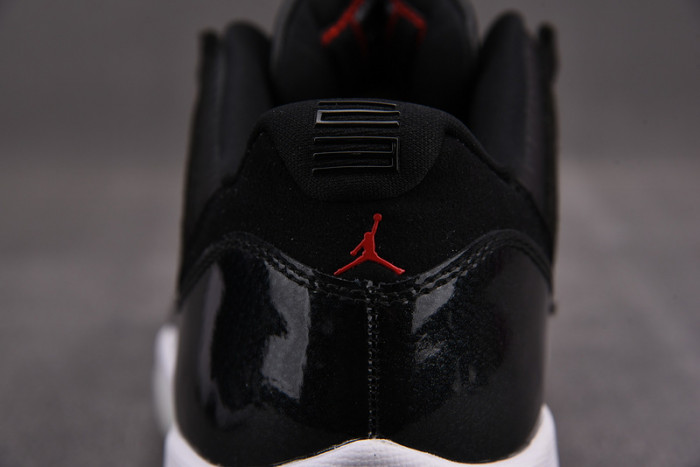 air jordan 11 low "72-10" av2187-001