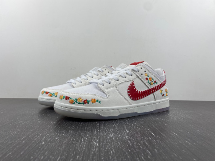 dunk low decon sb 