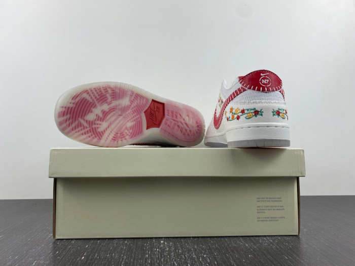 dunk low decon sb 