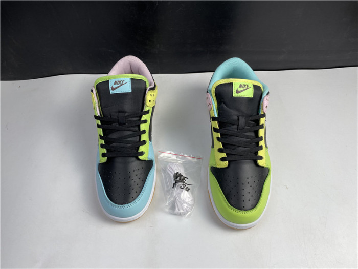 nike dunk low free.99 dh0952-100