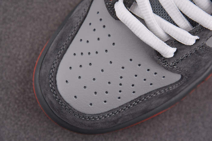 nike dunk sb low“staple nyc pigeon” 304292-011