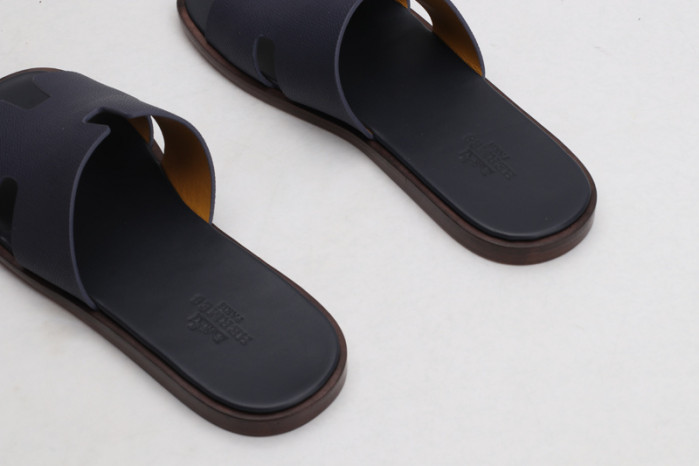 herm*s slippers