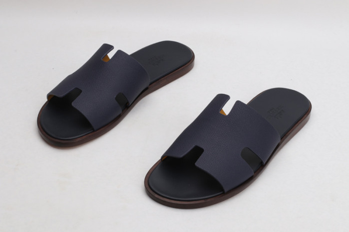 herm*s slippers