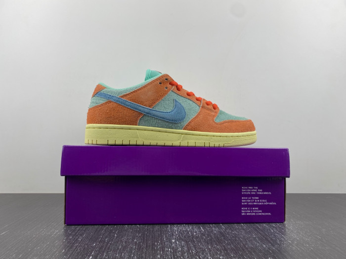 nike sb dunk low "noise aqua" dv5429-800