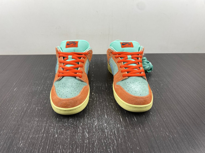 nike sb dunk low "noise aqua" dv5429-800