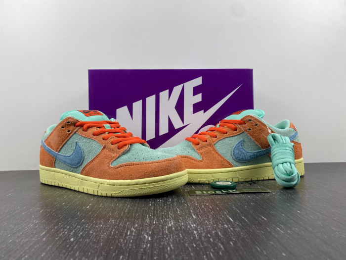 nike sb dunk low "noise aqua" dv5429-800