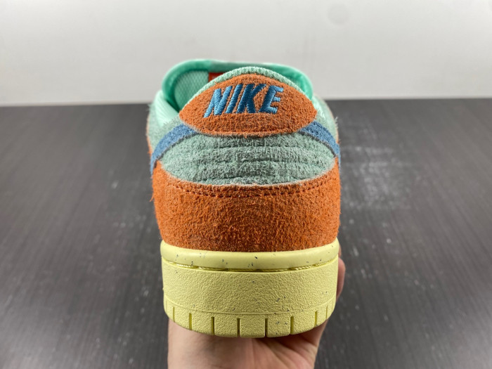 nike sb dunk low "noise aqua" dv5429-800