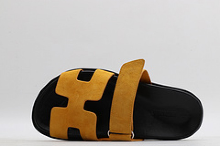 herm*s slippers