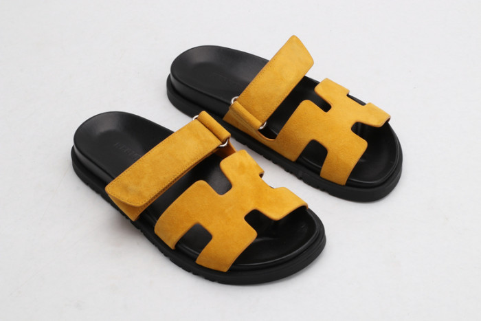 herm*s slippers