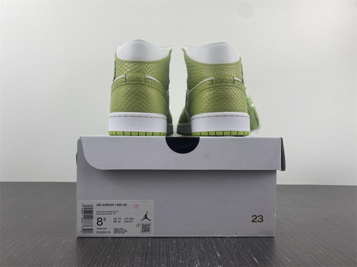 jordan 1 mid green python (w) - dv2959-113