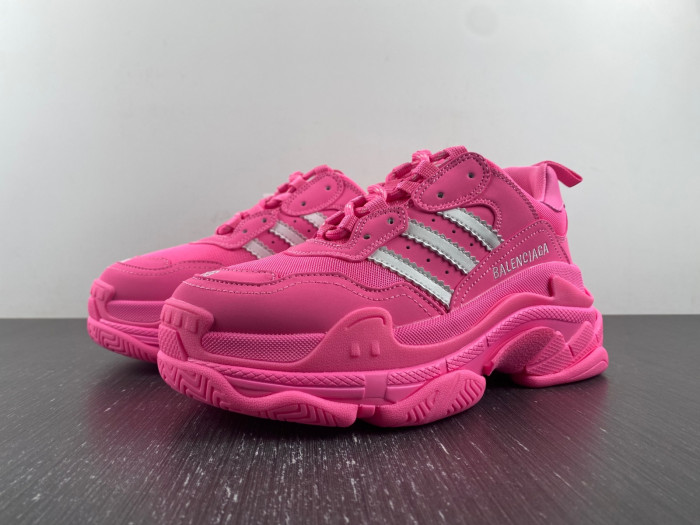 Ba*len*cia*ga triple s