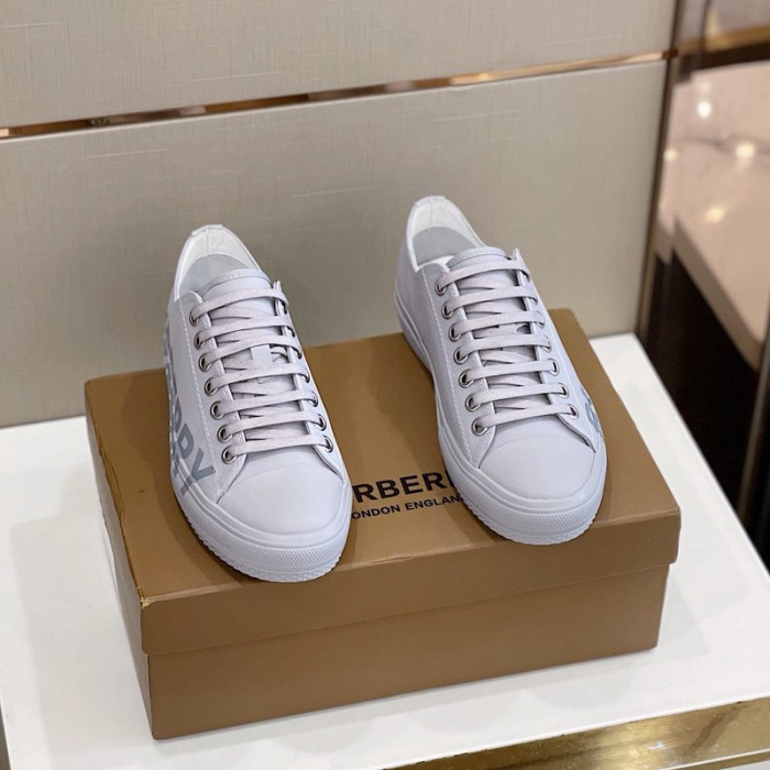 bur sneaker