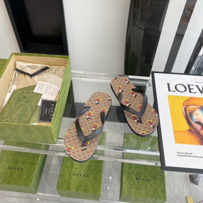 gucc slippers